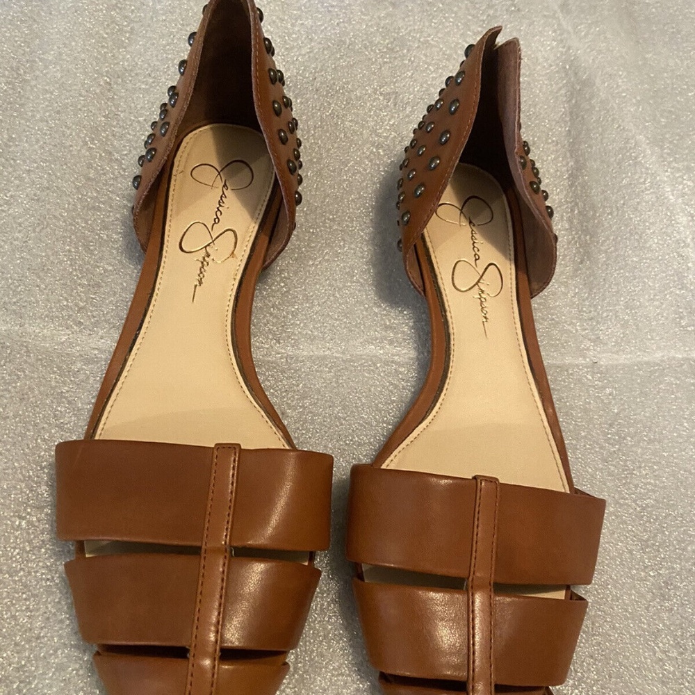 EUC Jessica Simpson Rachel’s Women’s Brown Studded d’Orsay Ballet Flats Size 8.5